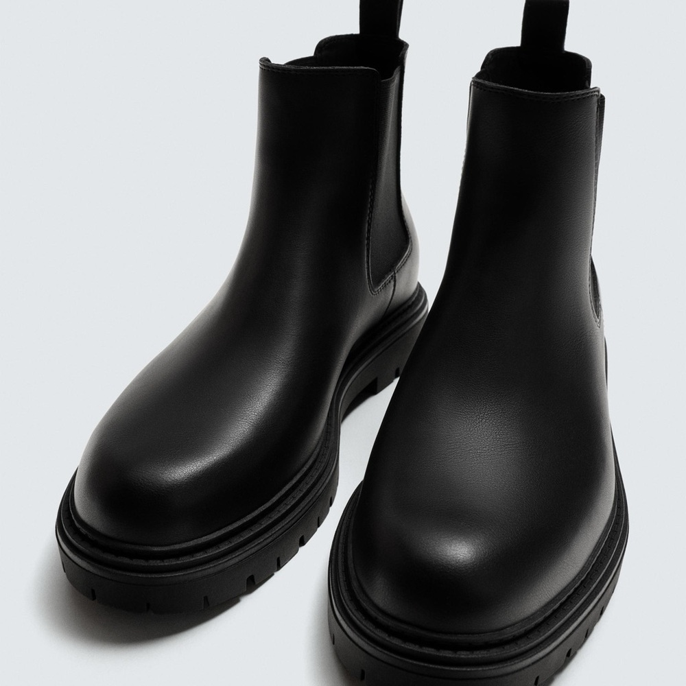 Zara Black track boots woman size 41 usa 10.5